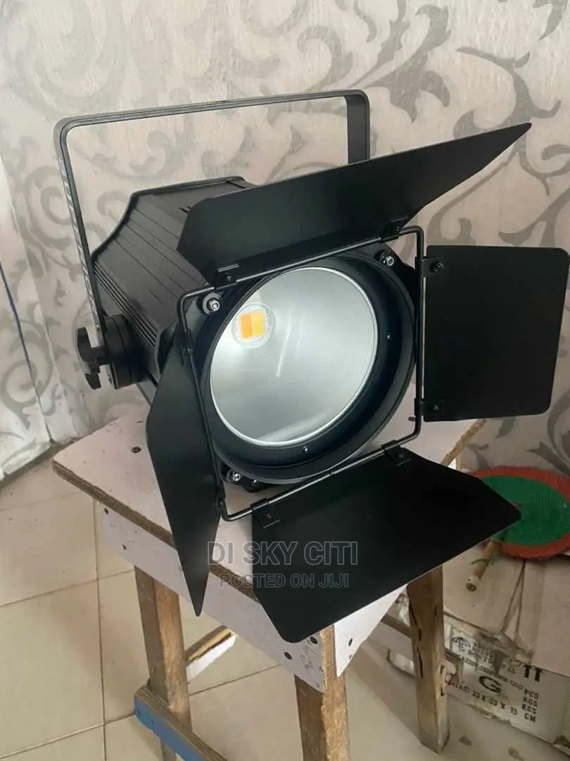 200 Watts Pro,COB