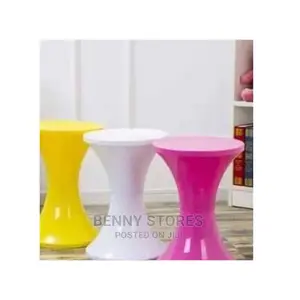 Photo - Tam Tam Plastic Stool