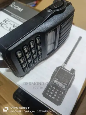 New Icom v 80 Walkie Talkies