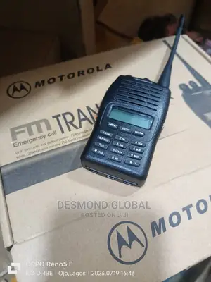 Motorola Mt 777 VHF Walkie Talkie