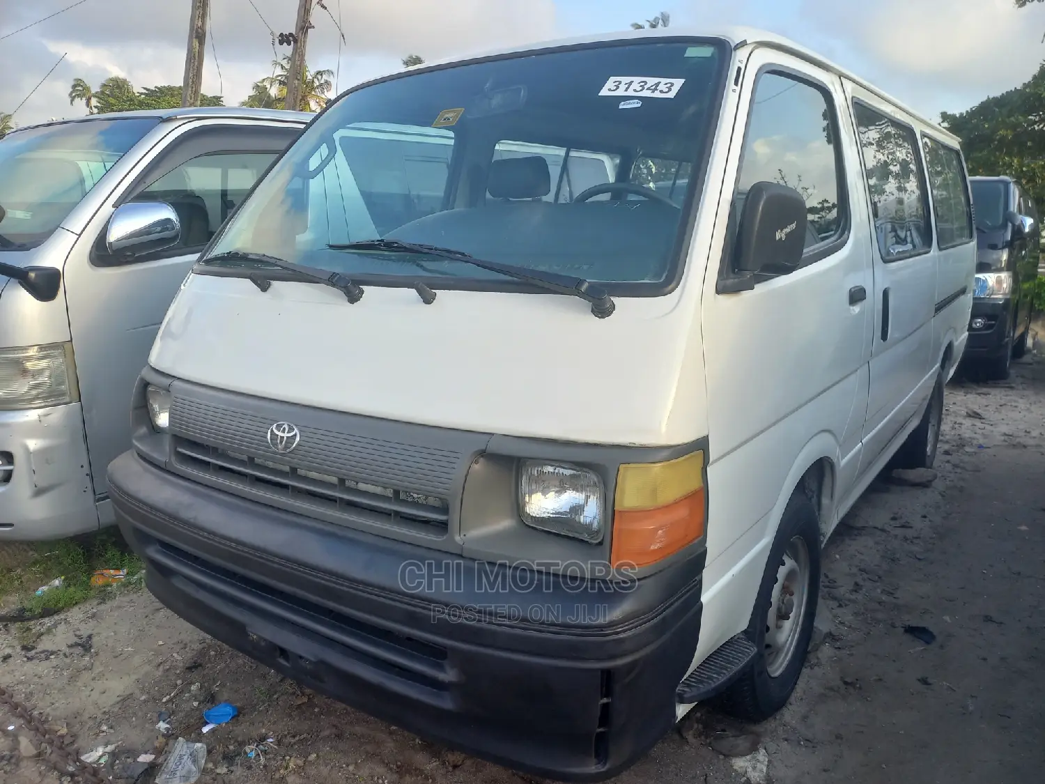 Toyota Grand HiAce 2004 White