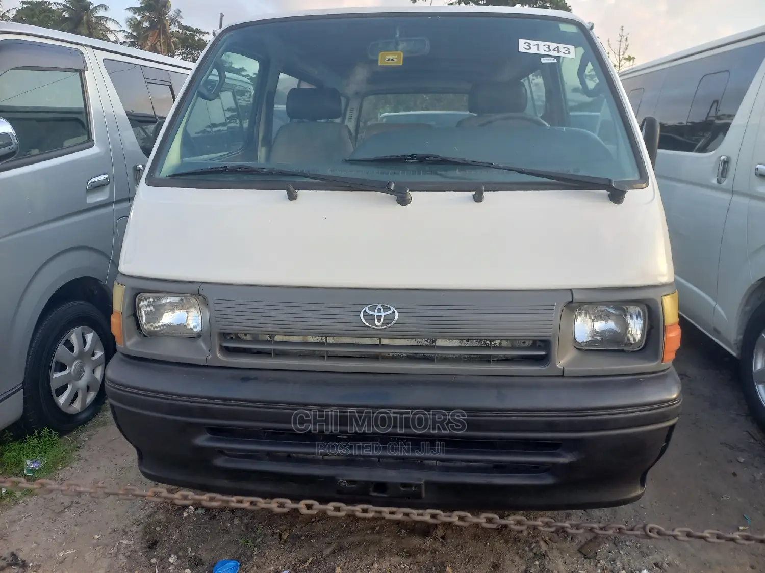 Toyota Grand HiAce 2004 White