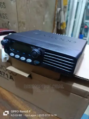 Kenwood Base TM 471A Uhf Radio