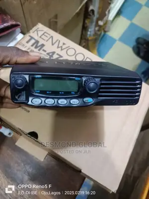 Kenwood Base TM 471A Uhf Radio