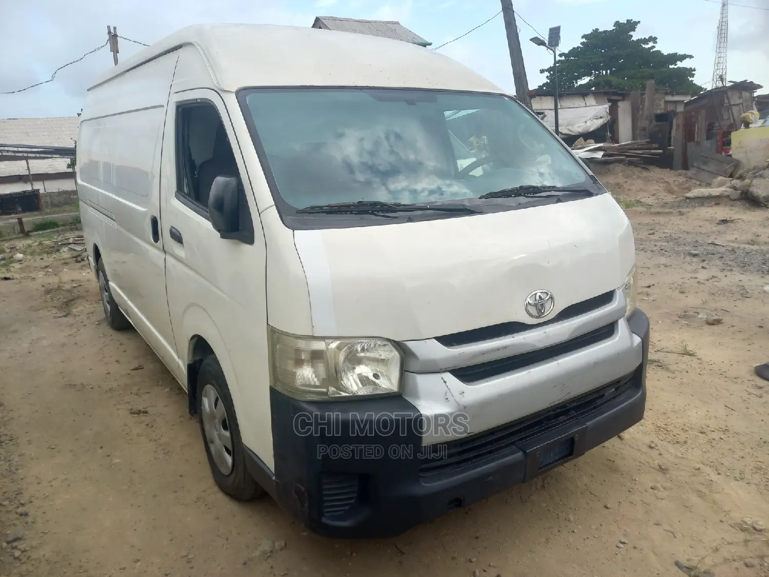 Toyota HiAce 2012 White