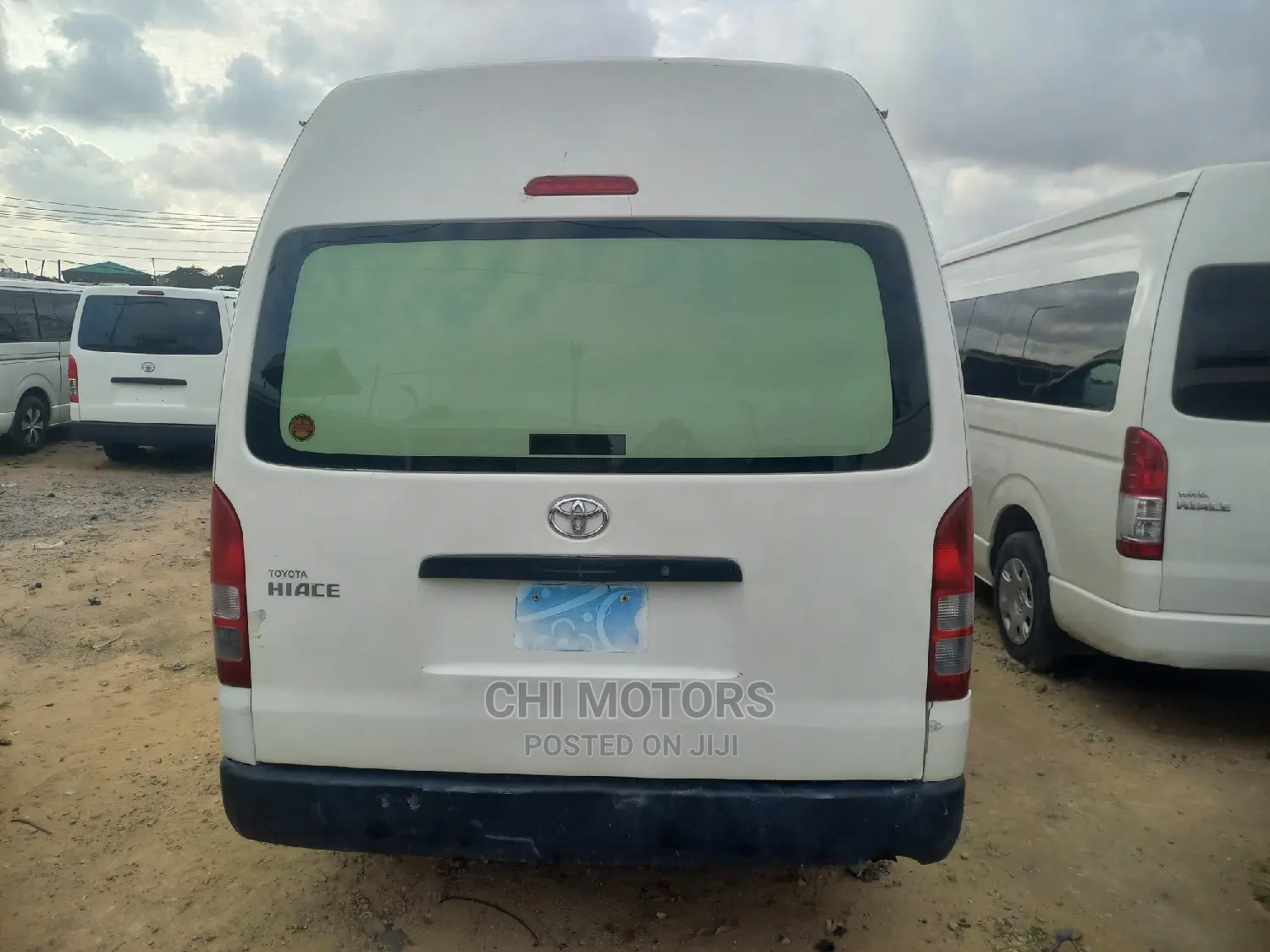 Toyota HiAce 2012 White