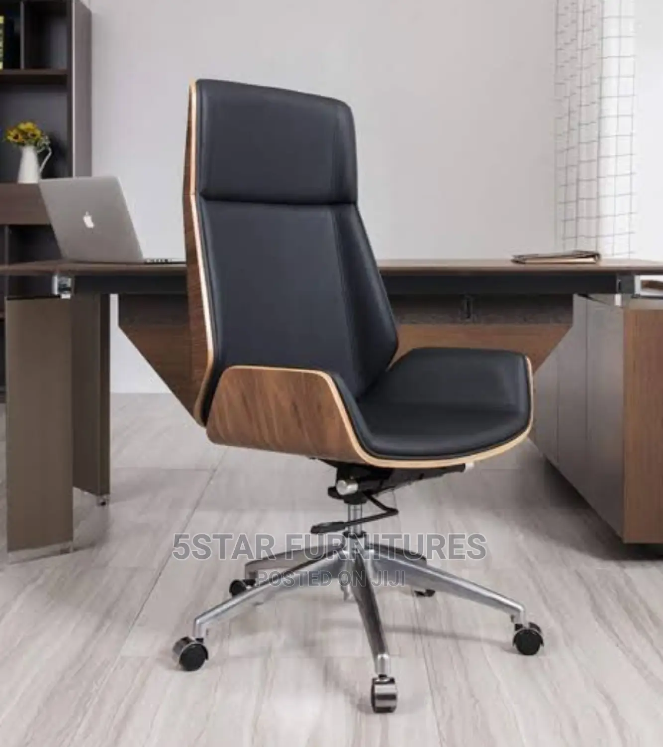 Luxury Executive High Back Executive Swivel Mesh Office Chairs.