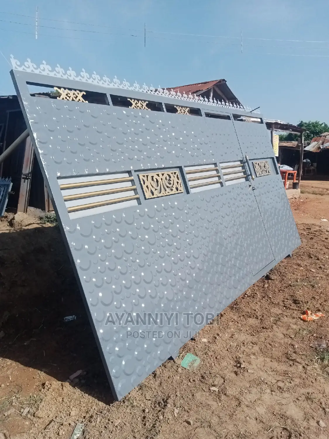 Rolling Gate