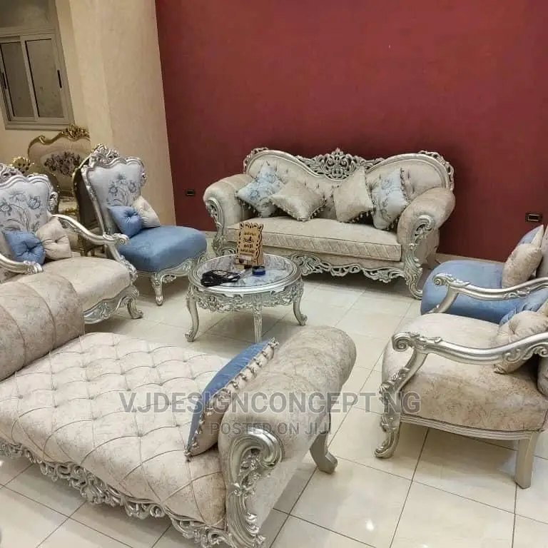 Royal Seaters Classic Designs