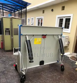Heavy Duty Foldable Table Tennis 560