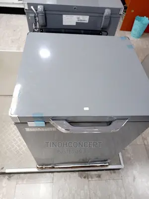 Scanfrost Chest Freezer 100l