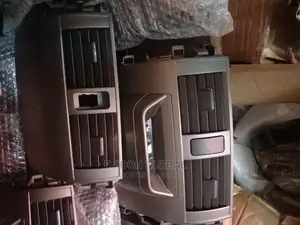 Centre Ac Vent Toyota Corolla 2010 2012