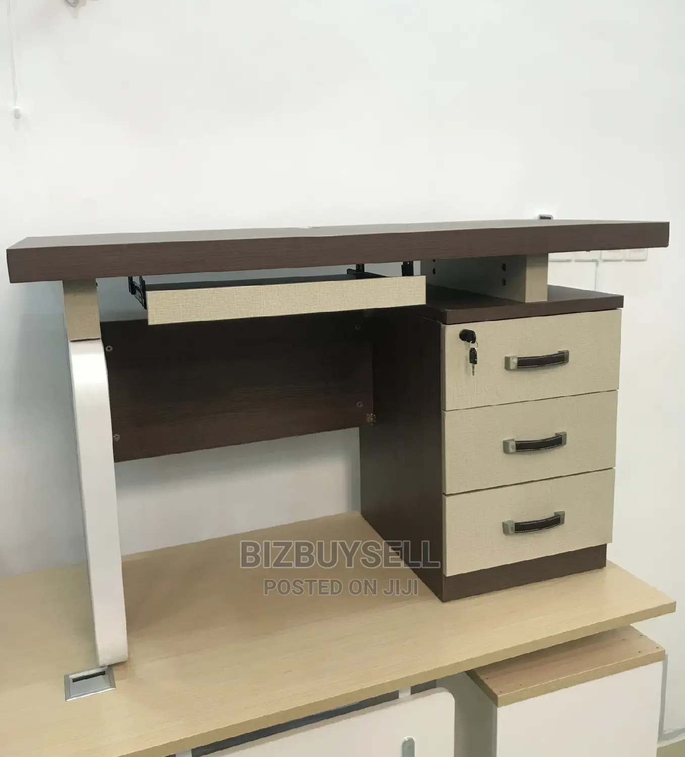 Office Executive Table (120cm)