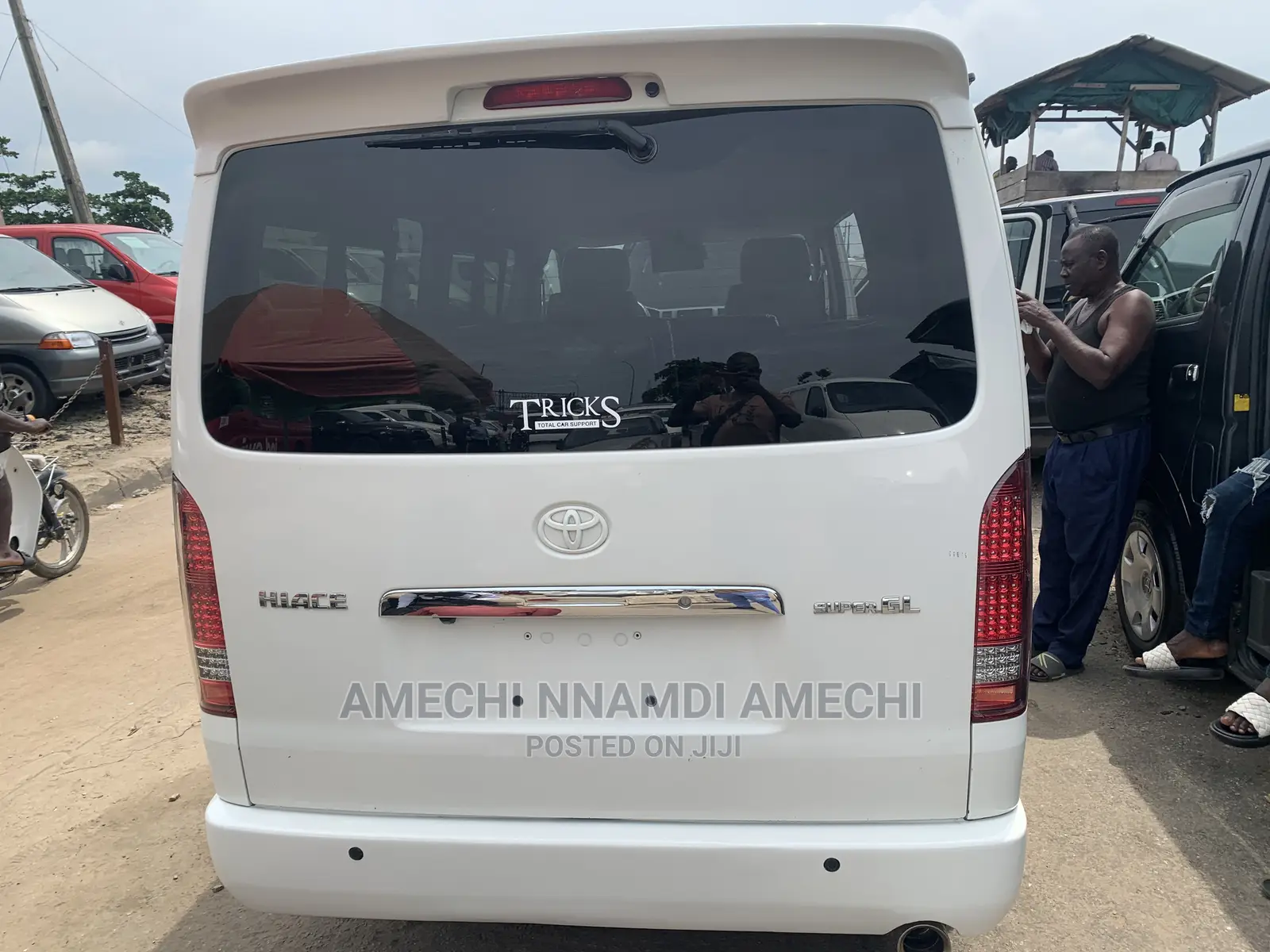 Toyota HiAce 2002 White