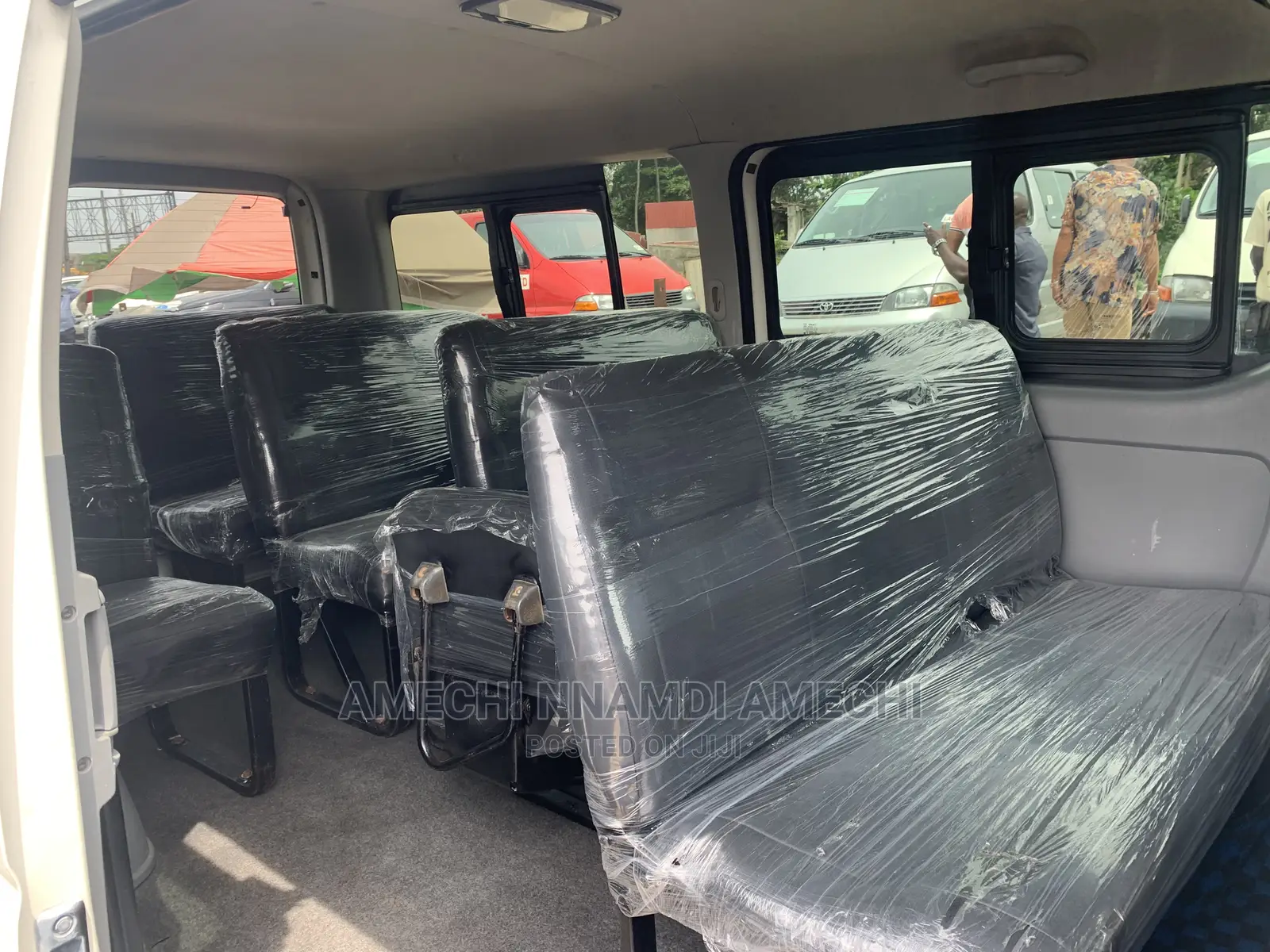 Toyota HiAce 2002 White