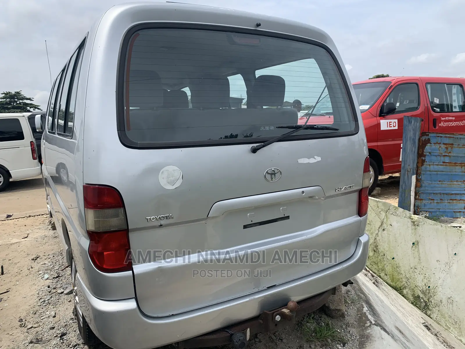 Toyota HiAce 2005 Silver