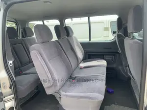 Toyota HiAce 2005 Silver