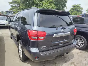 Toyota Sequoia 2015 Gray