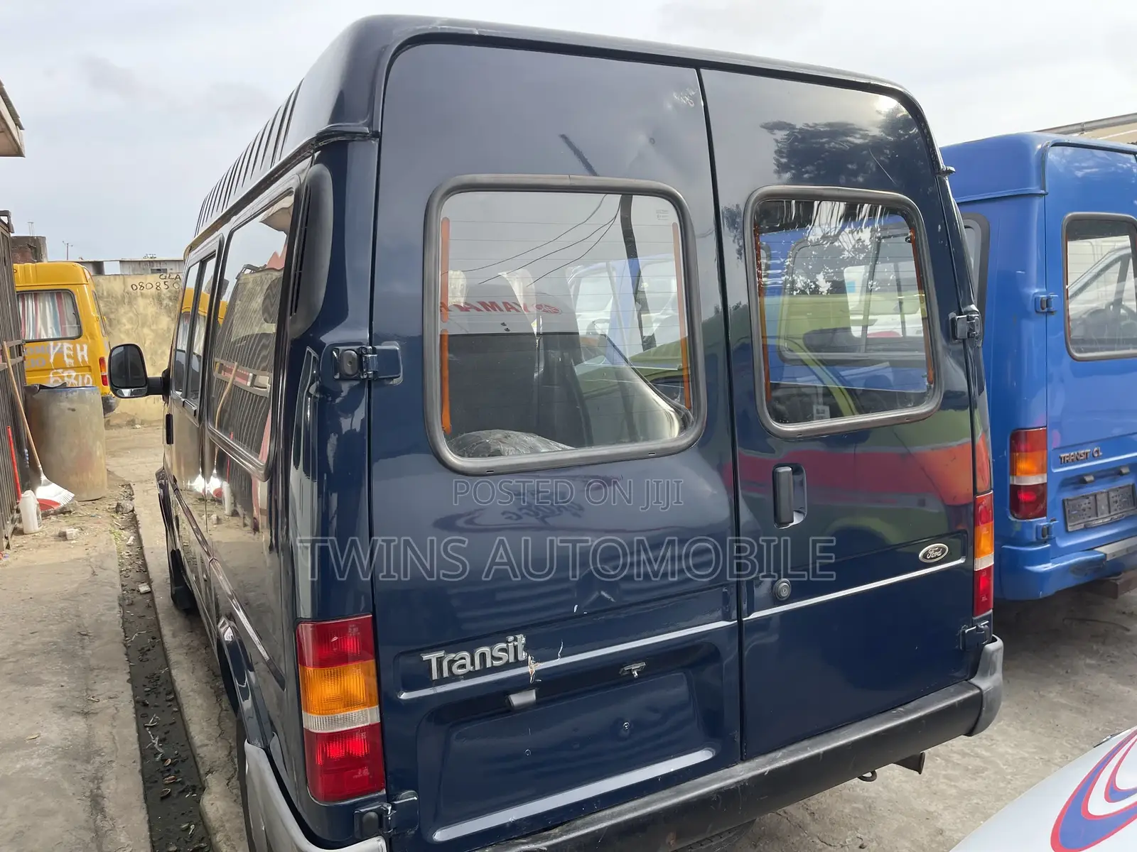 Ford Transit 2004 Beige