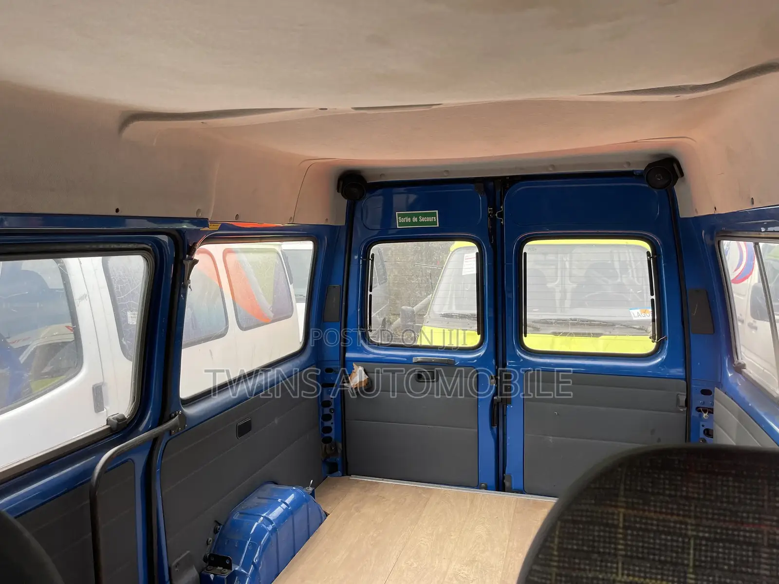 Ford Transit 2006 Blue