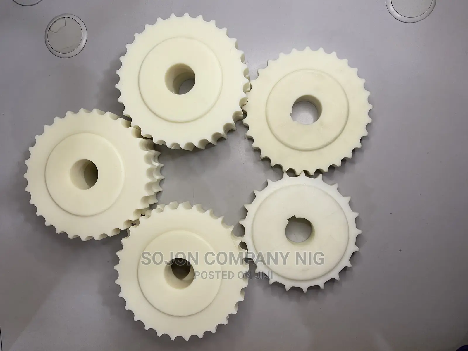 Teflon Split Sprocket With Groove (Simplex)