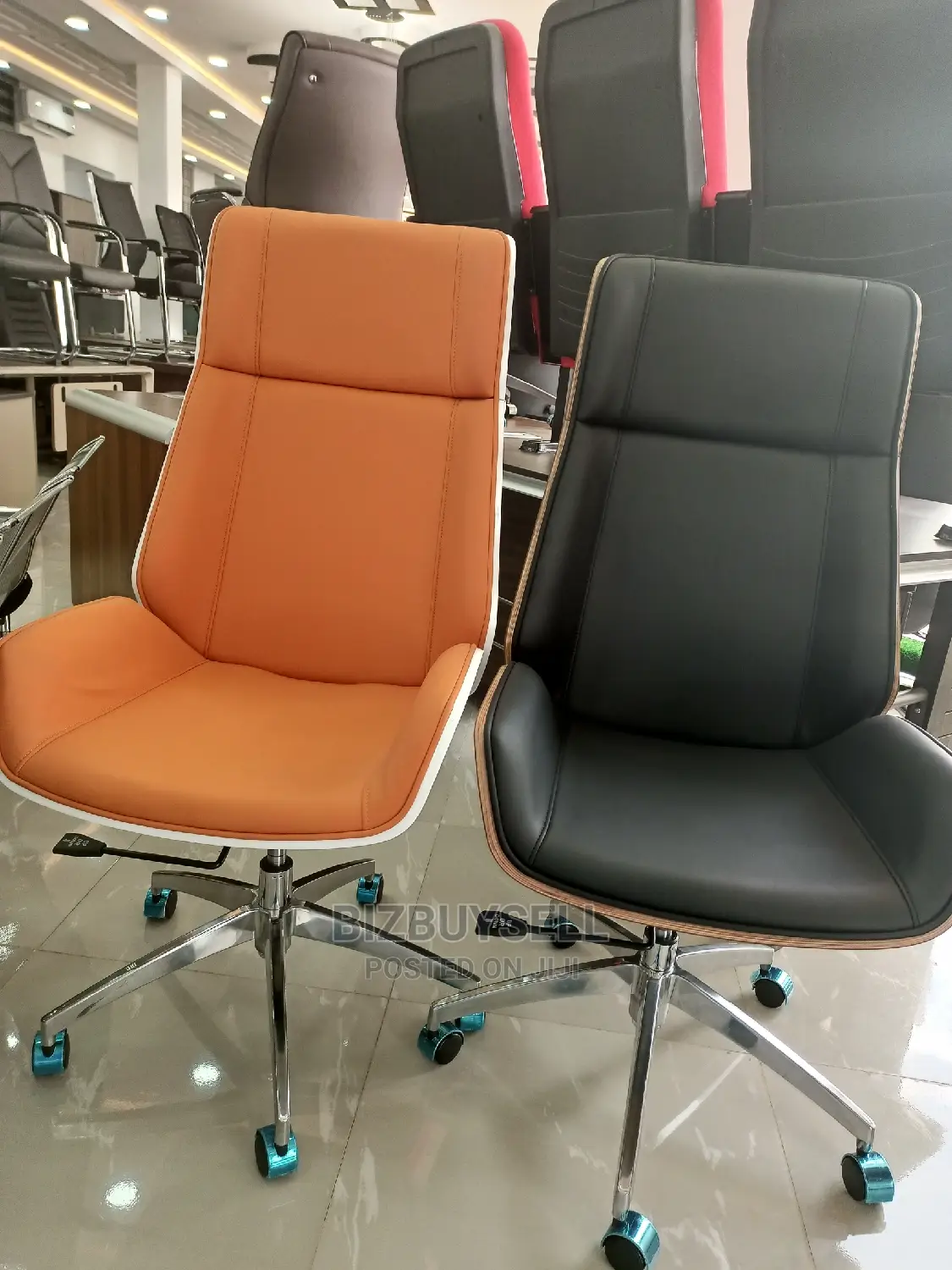 Quality Executive Adjustable Swivel Leather Office Chair.
