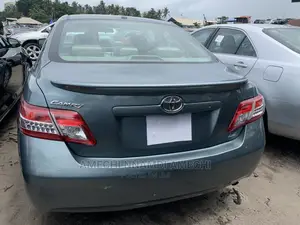 Toyota Camry 2011 Green