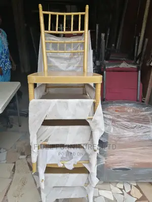 High Quality Modern Chiverly Chair