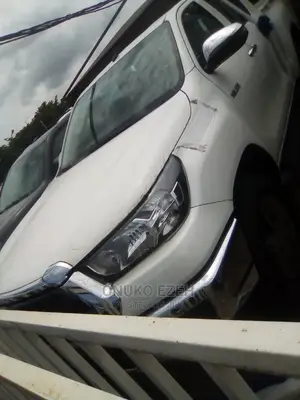 New Toyota Hilux 2023 White