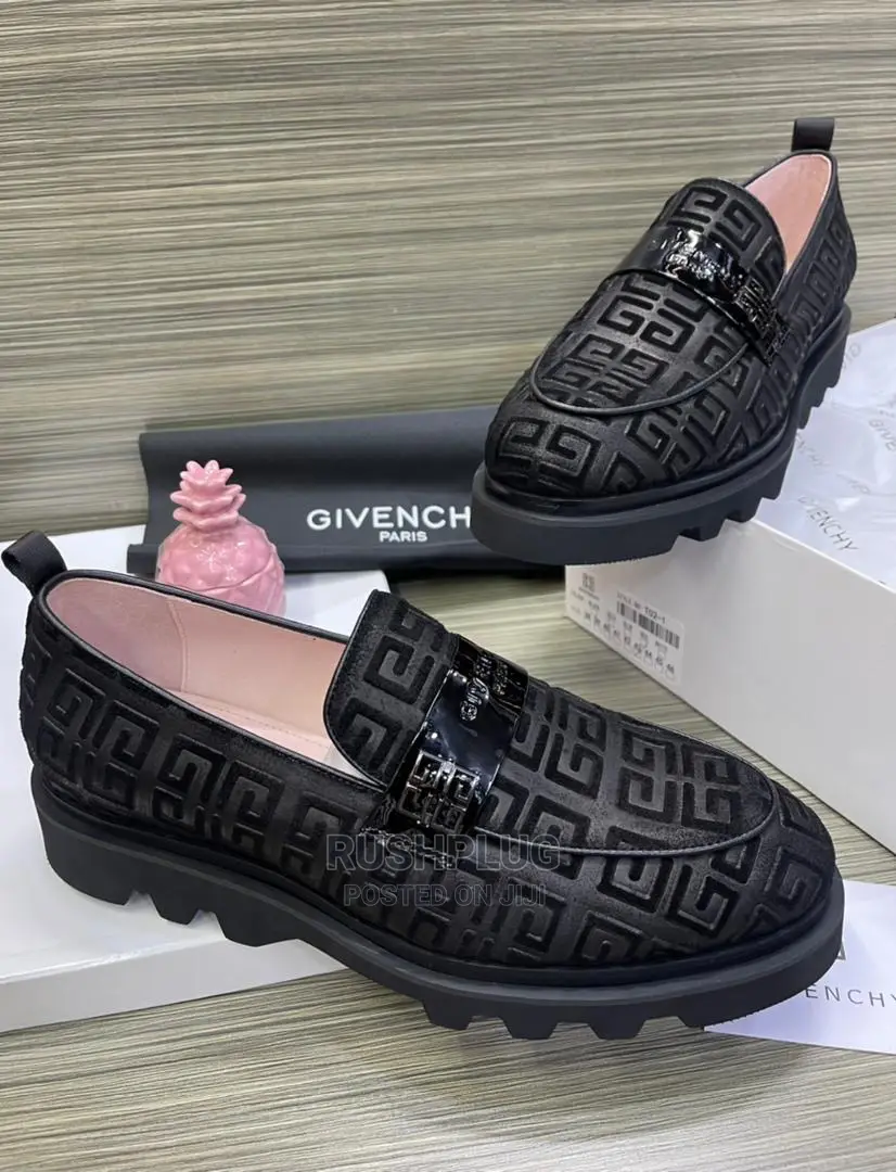 Classic Givenchy Quality Shoe