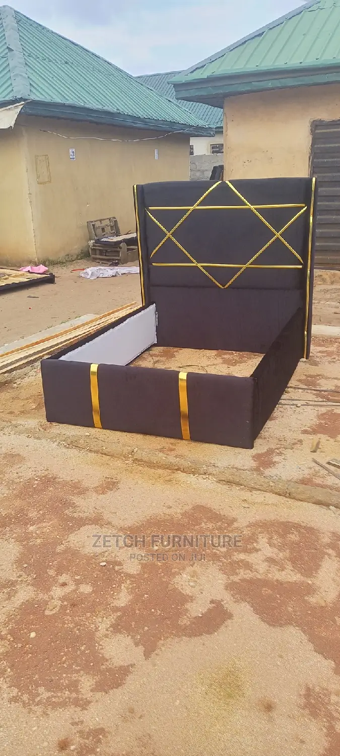 Standard 4x6 Bedframe