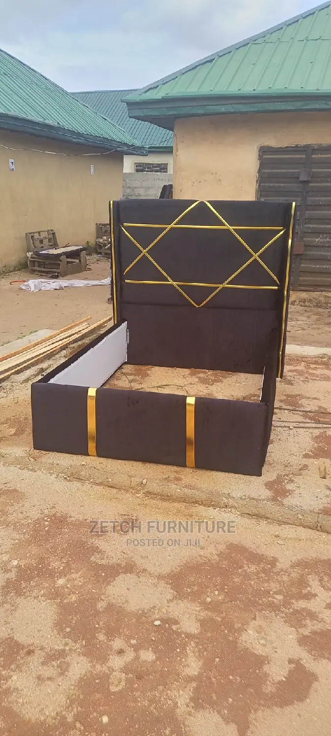 Standard 4x6 Bedframe