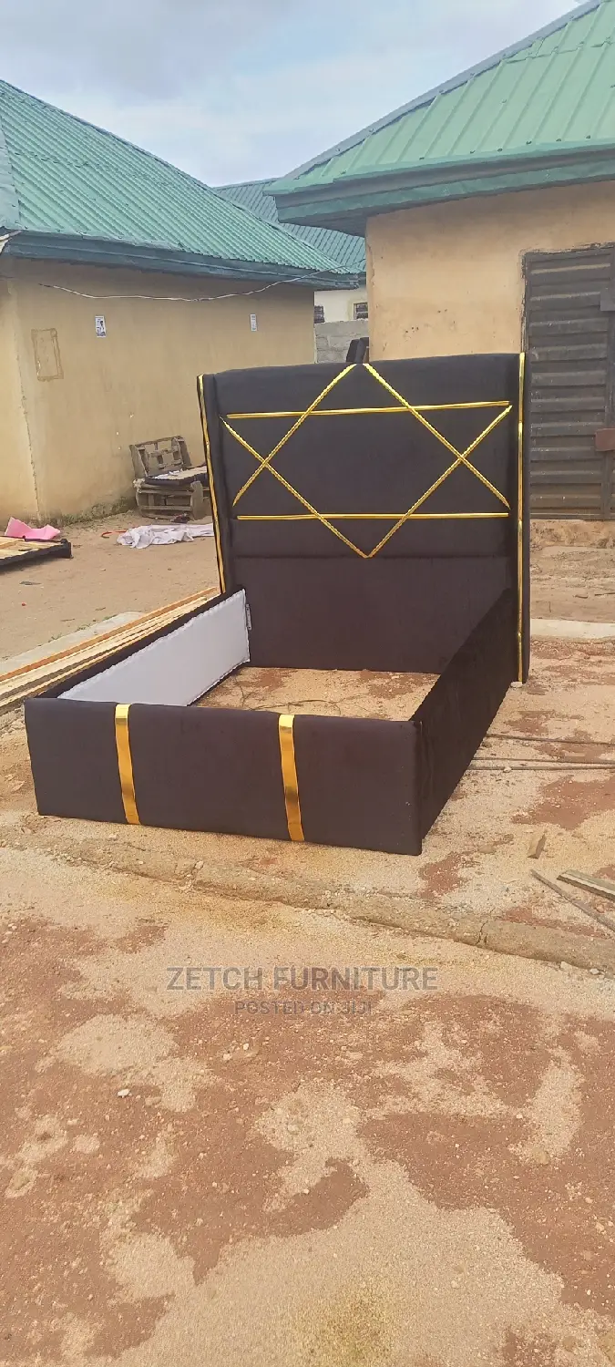 Standard 4x6 Bedframe