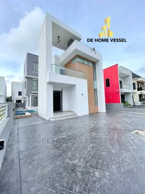 5bdrm Duplex in Ikota for sale