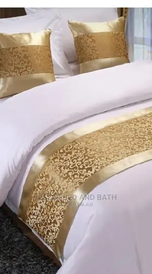Cotton White Duvet Sets With Bed Throws