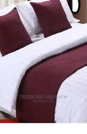 Cotton White Duvet Sets With Bed Throws