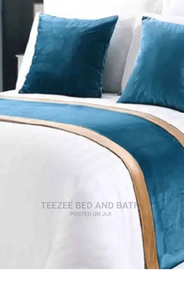 Cotton White Duvet Sets With Bed Throws
