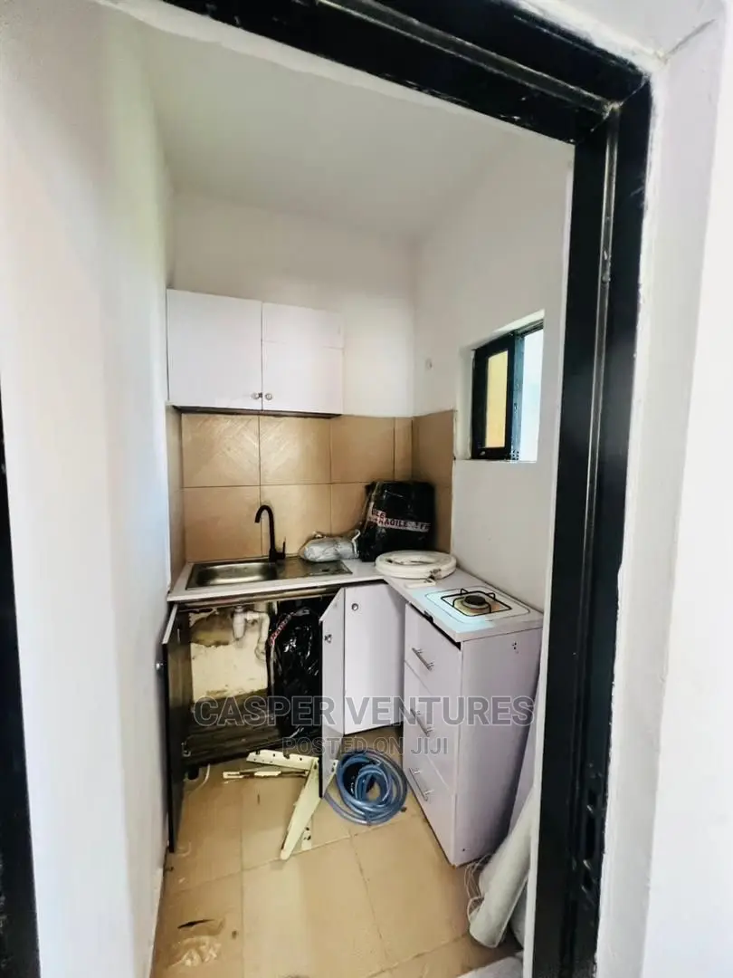 1bdrm Room & Parlour in Igbo Efon. for rent