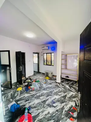 1bdrm Room & Parlour in Igbo Efon. for rent
