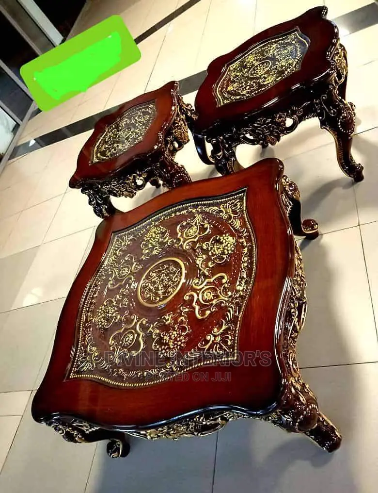 Luxury Centre Table With Two Sized Stools