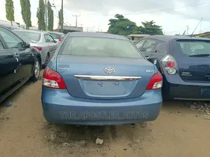 Toyota Yaris Sedan 2007 Blue