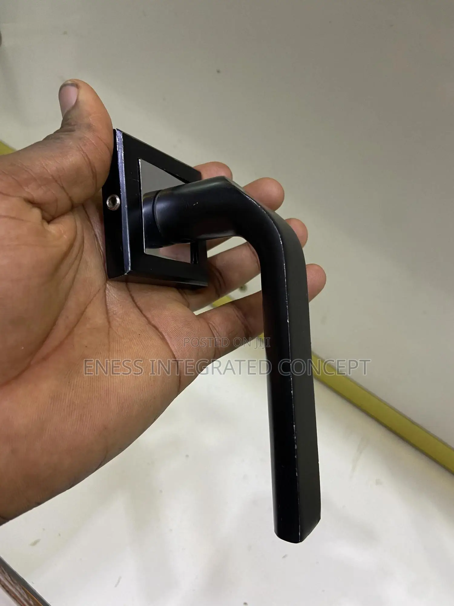 Quality Black Rosette Handle With Quality Engine