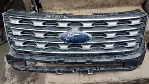Frontgrill Ford Explorer2017