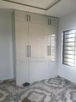 Light Grey Hdf Gloss Full Height X W2000 Wardrobe