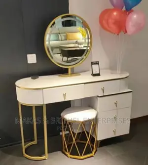 High Quality Marble Makeup Station