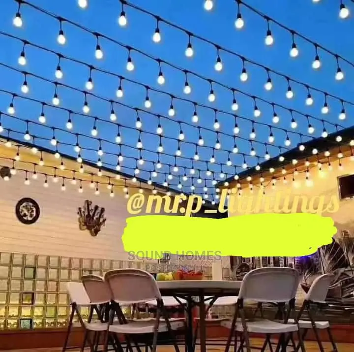 By 20 Lampholders String Lights
