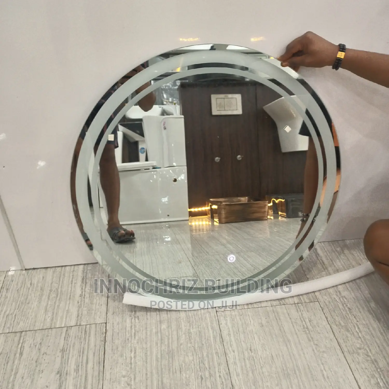 Round LED Mirror (PGO680)