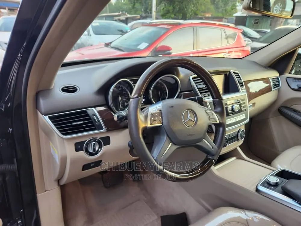 Mercedes-Benz M Class 2015 Silver