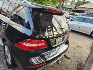 Mercedes-Benz M Class 2015 Silver