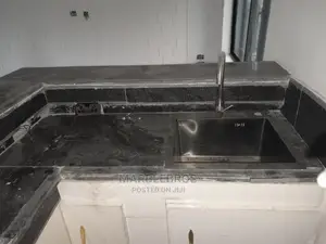 MB7 Black Marble Stone Countertop Finishing